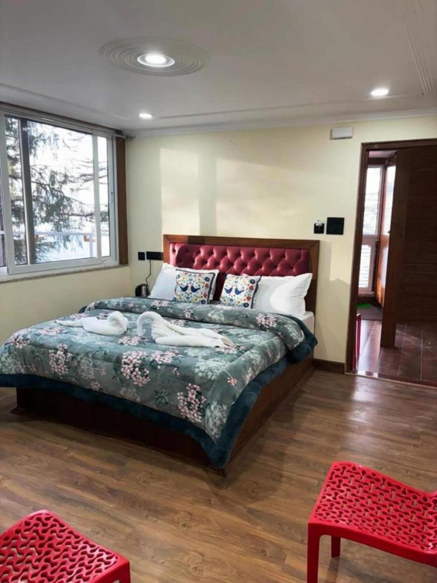 Hotel Jakhu Heights 심라 외부 사진